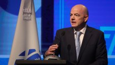 Саудитска Арабия оттегли кандидатурата си за Мондиал 2030