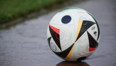 Изненада! Бивш треньор на Левски поема новак в елита