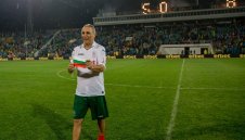 Кого и защо Камата изтри от телефона си