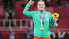 Страхотно! Ивет Горанова триумфира в Сърбия