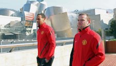 Рио Фърдинанд: Редовно псувах ужасния Уейн Руни