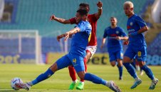 Крумовград се раздели с двама 