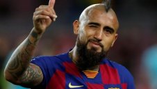 Интер не се отказва: Иска да лапне Артуро Видал от Барса през зимата