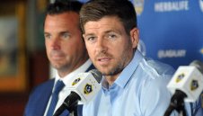 Изненада! Стиви Джи пред завръщане в Ливърпул