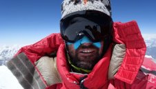 Ужас: Скатов и катерачите на К2 правили въжета от дрехите си