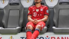 В Байерн намекнали на Хумелс, че вече ще търка пейката