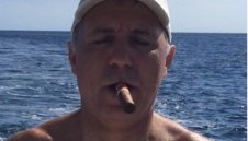 Стоичков опознава морето с пура и бира