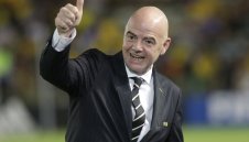 Революция: ФИФА обмисля футболна реформа след кризата с вируса