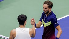 Алкарас е наплашен от Медведев