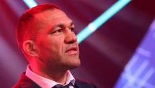 Ще има мач! Кобрата и Джошуа все пак ще се бият през лятото