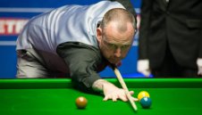 Марк Уилямс продължава напред, Робъртсън и Робъртсън отпаднаха