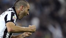 Бербо стряска сънищата на „старата госпожа“