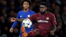 Юмтити се дърпа на Барса, Юнайтед дебне зад ъгъла