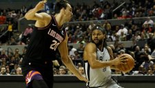 Сан Антонио с рекорд - 4 поредни мача с продължение