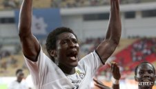 Асамоа Гиян иска скалпа на Германия
