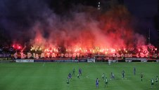 Безсилие: Защитник на Левски рита колчета, докато Лудогорец доминира