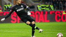 ОФИЦИАЛНО: Интер без Ханданович срещу Милан и Лудогорец