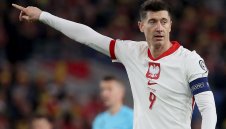 Нормално: Съставът на Полша за Евро 2024 започна от Левандовски