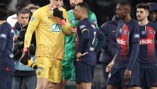 Хитър план заради Ушатата: Мбапе реже ПСЖ културно