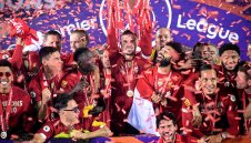 Ливърпул получи титлата след "престрелка" с Челси + ВИДЕО