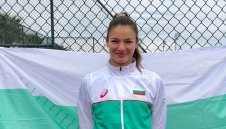 Жалко! Китайка отстрани рано-рано наша тенисистка в Мидланд