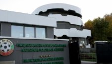 Поне петима ще искат да наследят Боби Михайлов начело на БФС