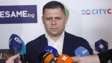 Викове "Оставка", но Сашо Димитров отказа да си тръгне