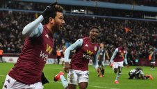 Астън Вила е на финал след драма и късен гол