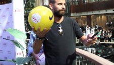 Феновете на Реал се изгавриха с Пике. Барса без гол в Ел Класико след 6 години + ВИДЕО