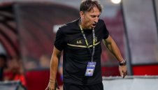 Атанас Атанасов: Влязохме трагично в мача