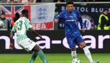 Гаджето спъва Джейдън Санчо за нов отбор