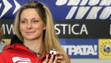 Сани ще кара със специални пластини