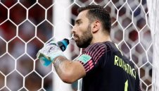 Още една световна звезда се предаде пред арабските пари