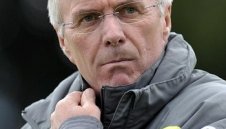 Феновете на Код Д'Ивоар нападнаха Ериксон