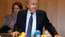 САЩ пое контрола върху ФИФА