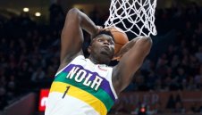 Зайън и Пеликанс продължават похода към плейофите