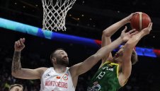 Канада и Литва продължават без грешка на баскет