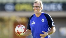 Лоран Блан поема Барса?