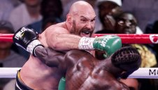 Спешна среща между Усик и Фюри