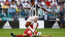 Юве дава нов договор на Алекс Сандро