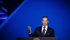 Кошмарът може да стане реалност: Натискат УЕФА да отложи Евро 2020