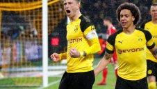 Принцесата на татко: Ройс показа бебето + СНИМКА