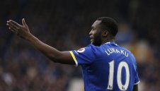 Челси и Юнайтед фаворити за Лукаку