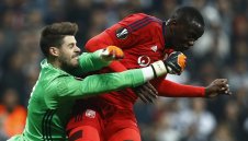 Челси ще подсилва отбраната си с младок от Лион