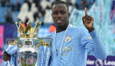 Изнасилвач и бияч на жени: Менди влиза в съда през юли