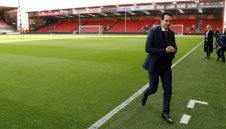 Арсенал се закани да удари и Ман Юнайтед