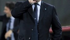 Бенитес подгони рекорд на Трапатони