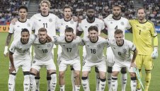 Матеус за Бундестима: Объркан отбор със свален гард