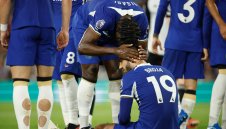 Пейка на Челси не иска да си ходи 