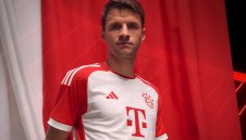 Байерн залага на бялото през новия сезон + СНИМКИ